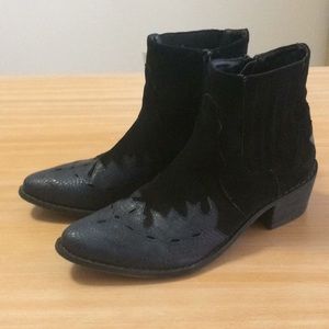 Coconuts by Matisse western ankle booties